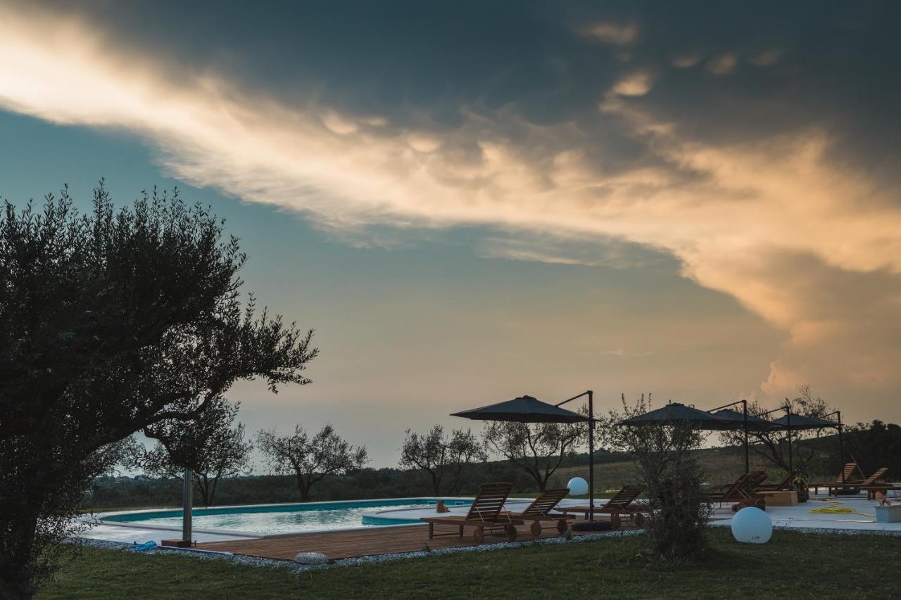 Wine Residence Cattunar Бртонигла Екстер'єр фото